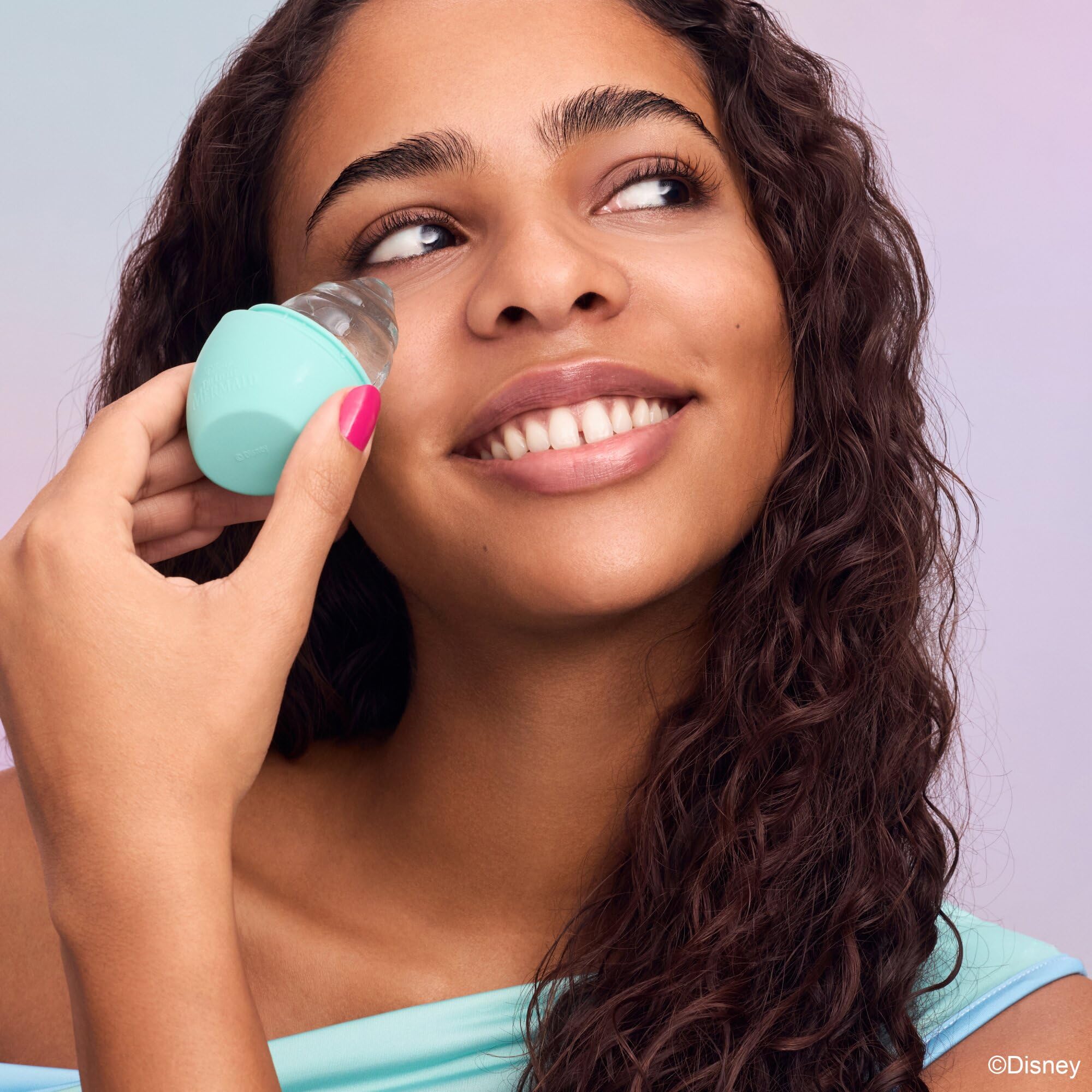 essence-little-mermaid-ice-face-roller-01-blau-1-st-ck image 4