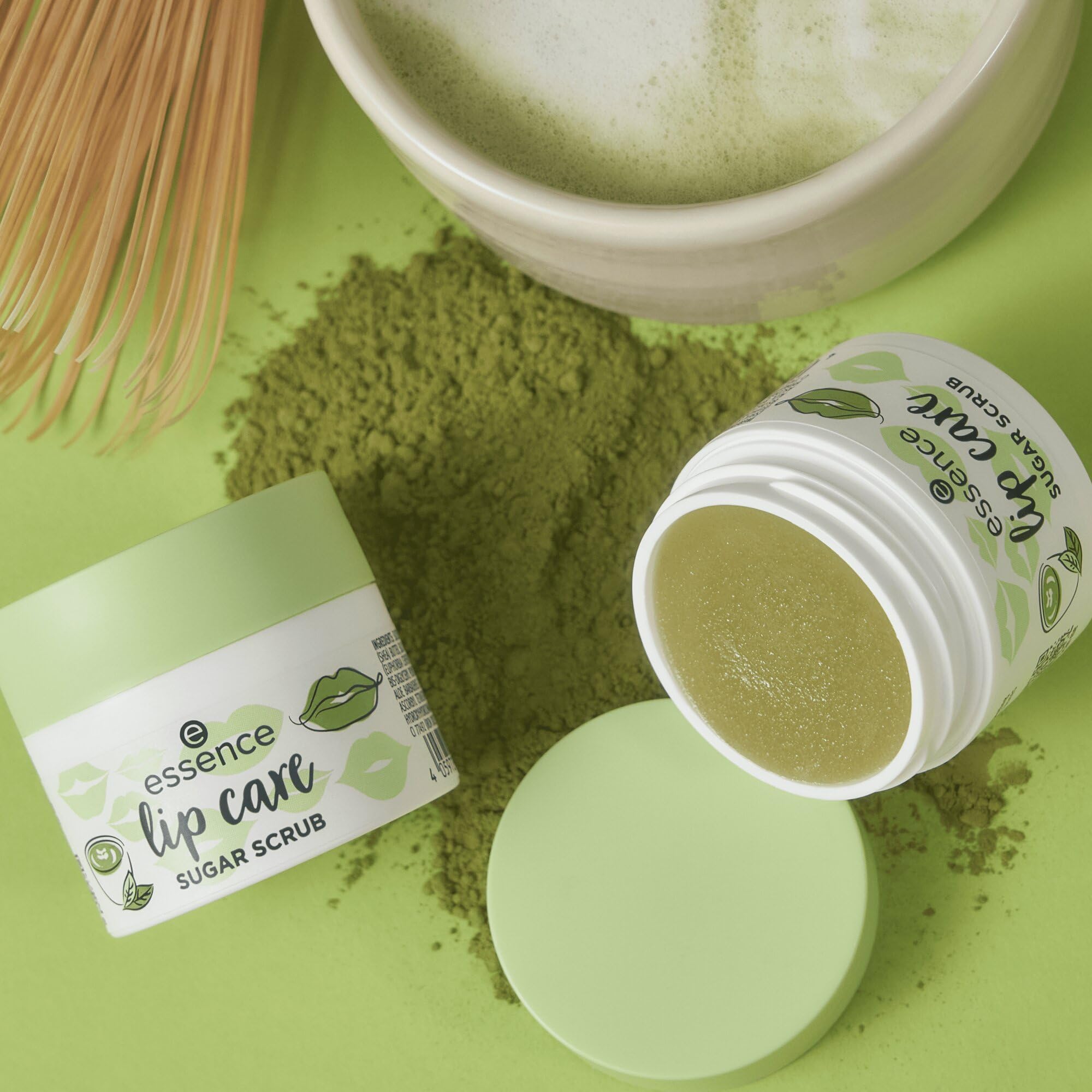 essence-lip-care-sugar-scrub-lippenpeeling-02-matcha-latte-9-g image 5