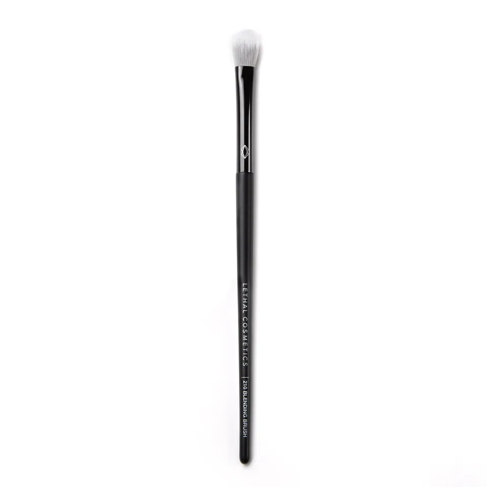 lethal-cosmetics-210-blending-brush-augenpinsel-weich image 1