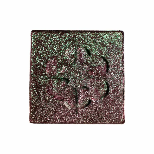 lethal-magnetic-powder-shadow-volant-lidschatten-trichrom-braun image 1