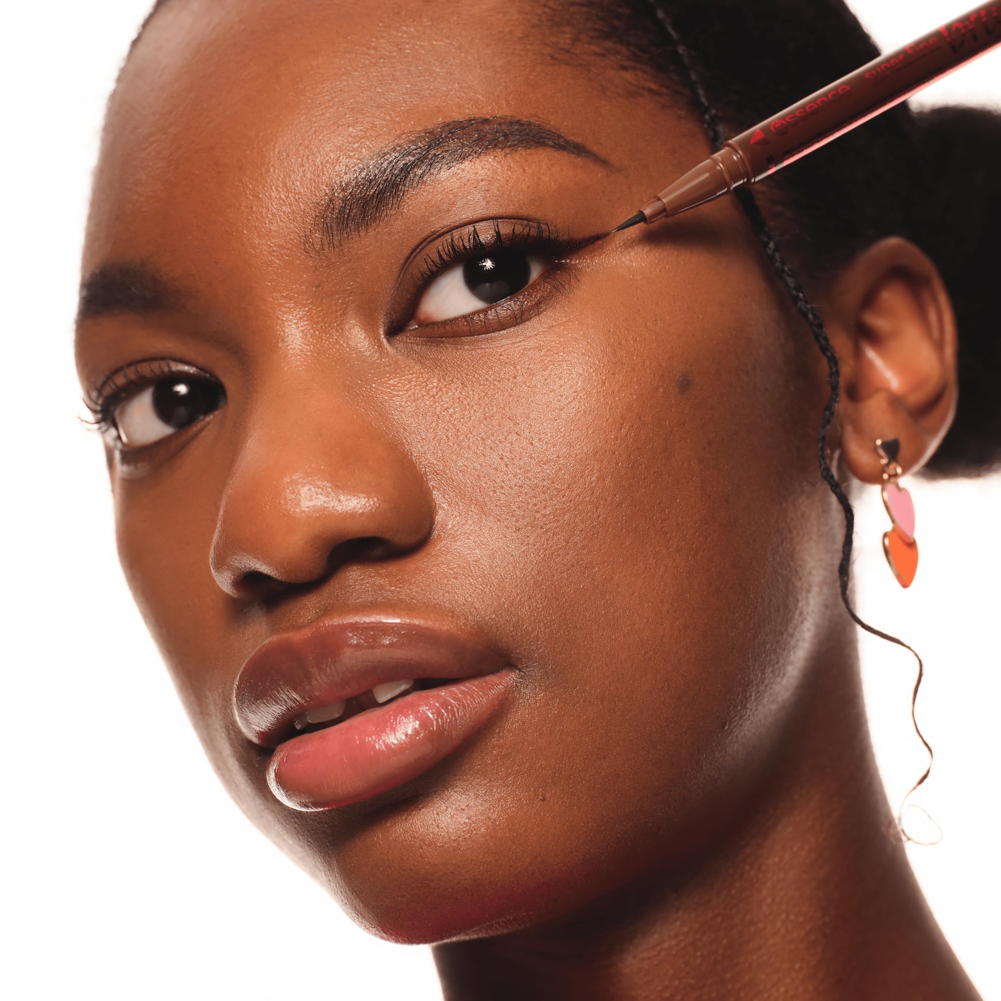 essence-makeup-fine-brush-liner-eyeliner-02-braun-0-7-g image 8
