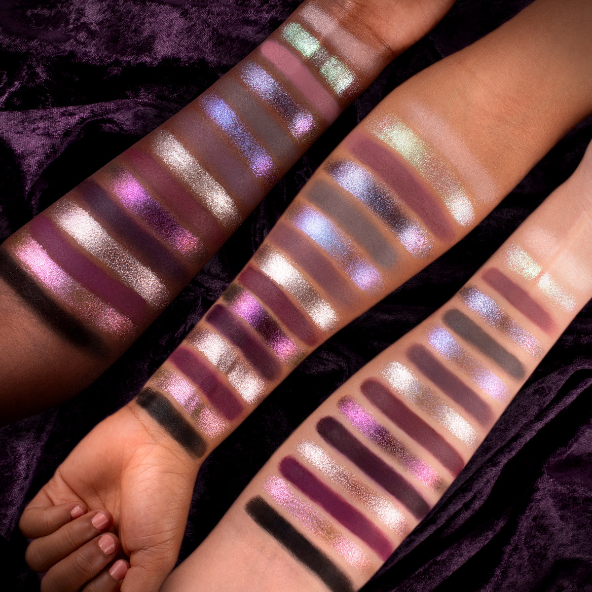 lethal-cosmetics-spellcraft-palette-lidschattenpalette-15-farben-multichrome image 2