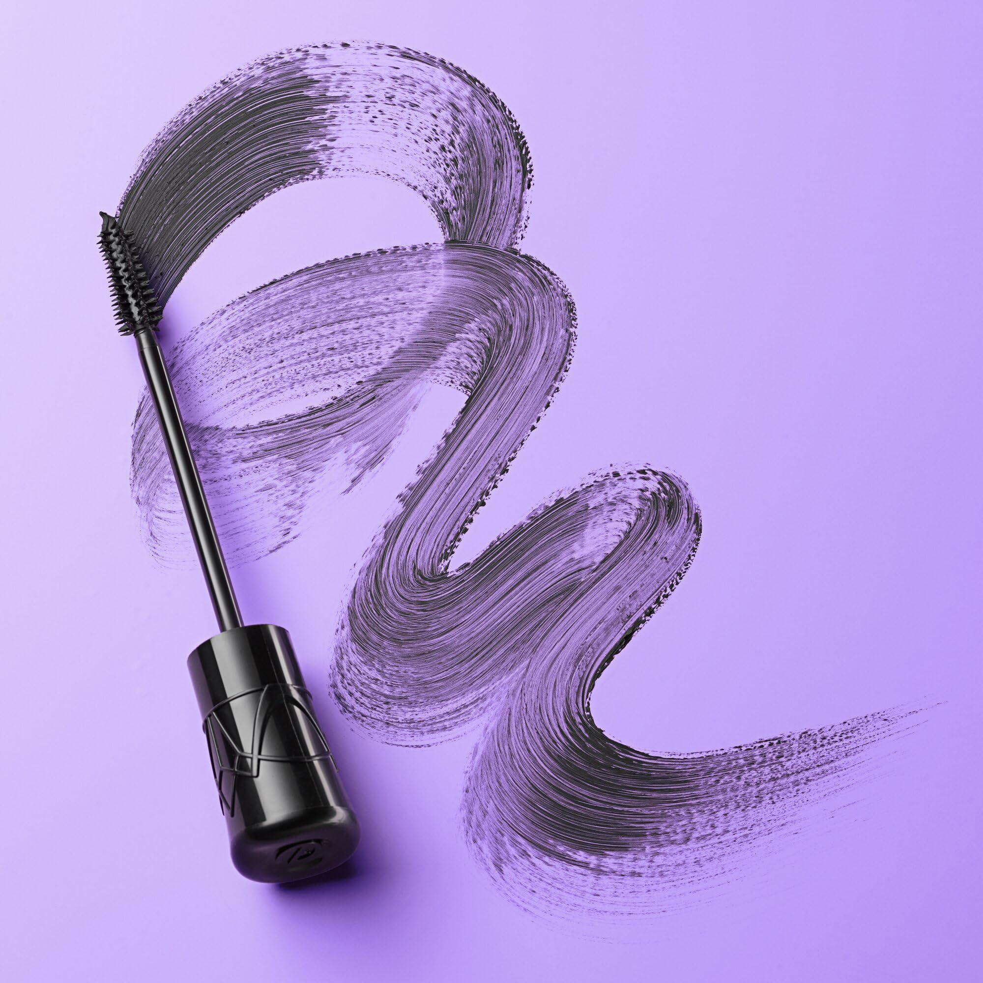 essence-call-me-queen-mascara-schwarz-11-5-ml-volumen-wimperntusche image 8