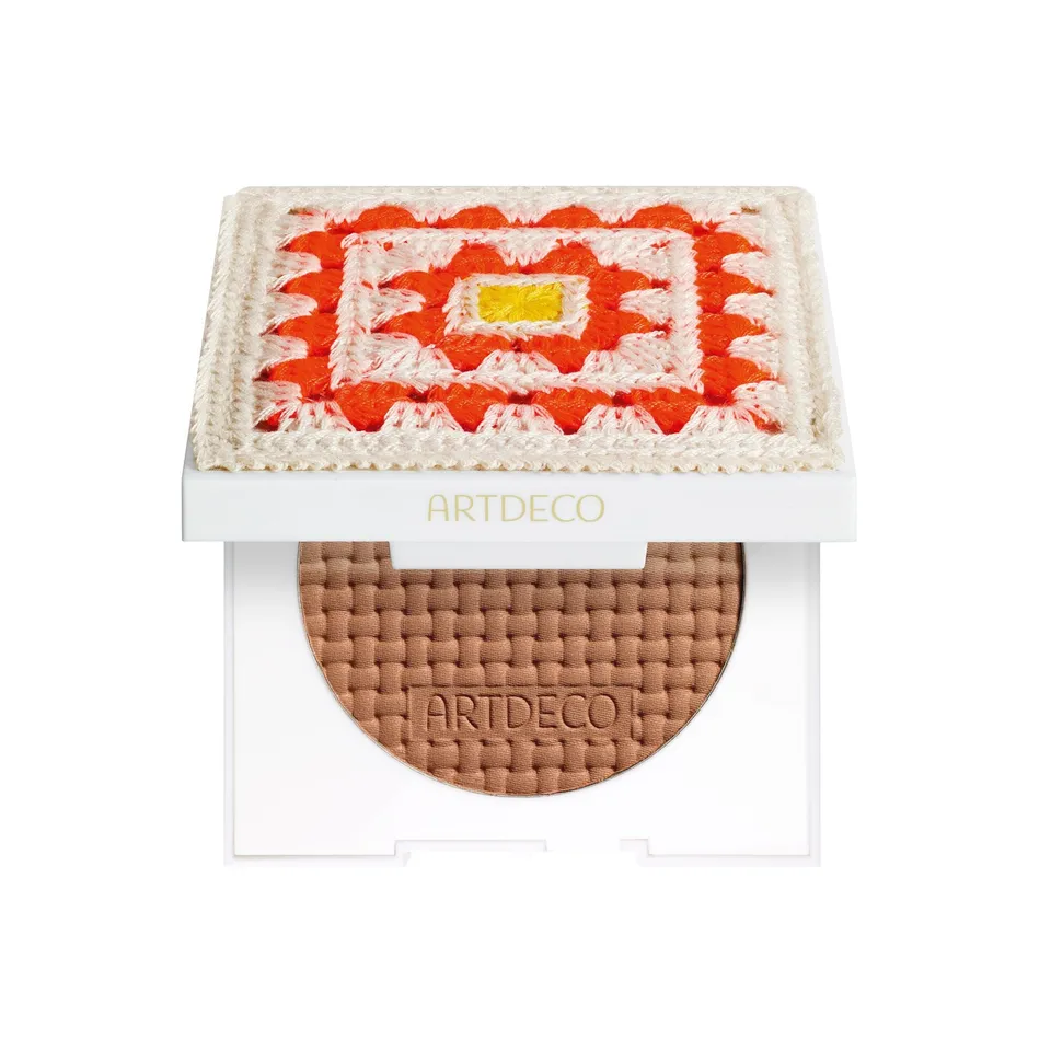 artdeco-perfect-teint-bronzing-powder-golden-riviera-pearl image 1
