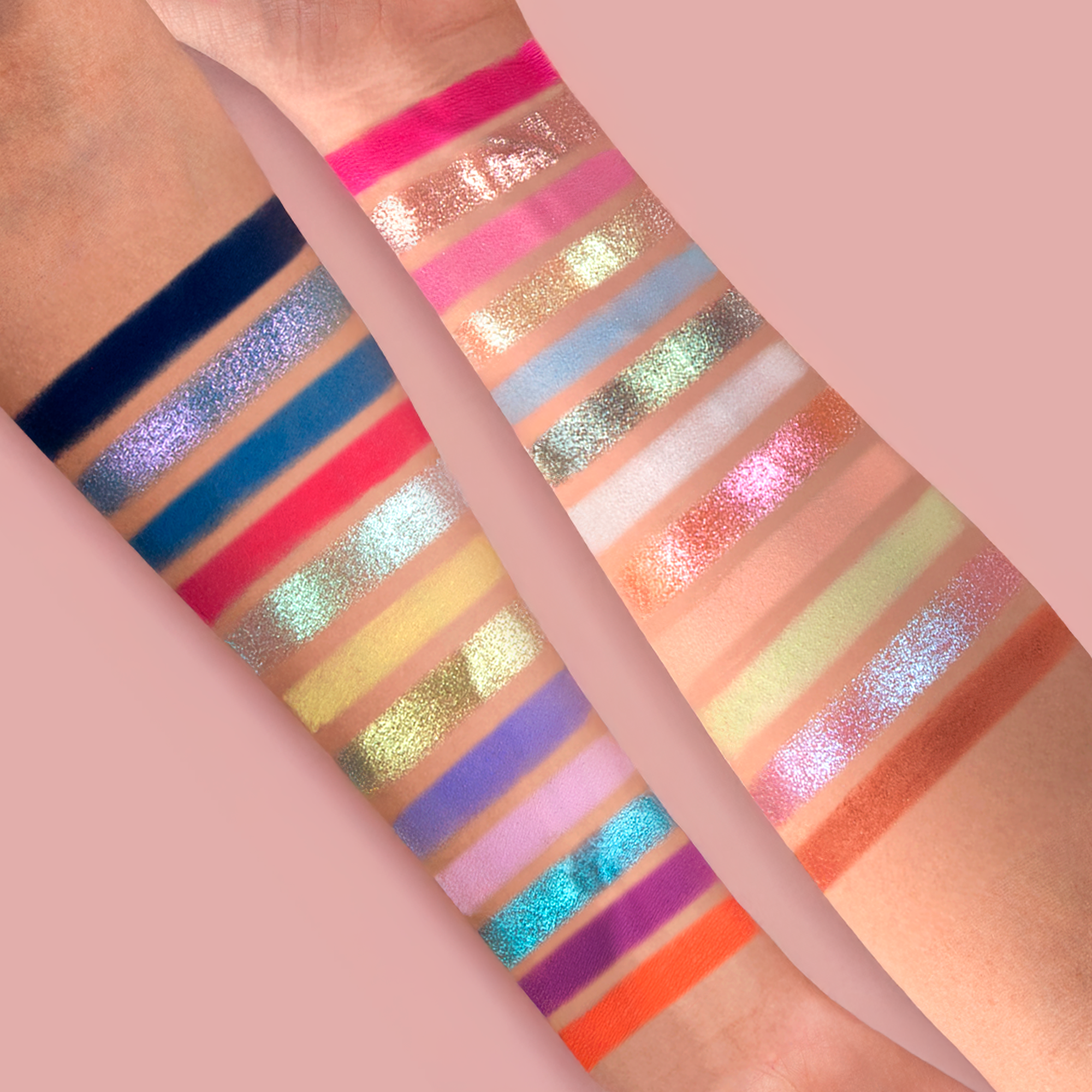 lethal-cosmetics-candy-kingdom-palette-lidschatten-24-farben image 5
