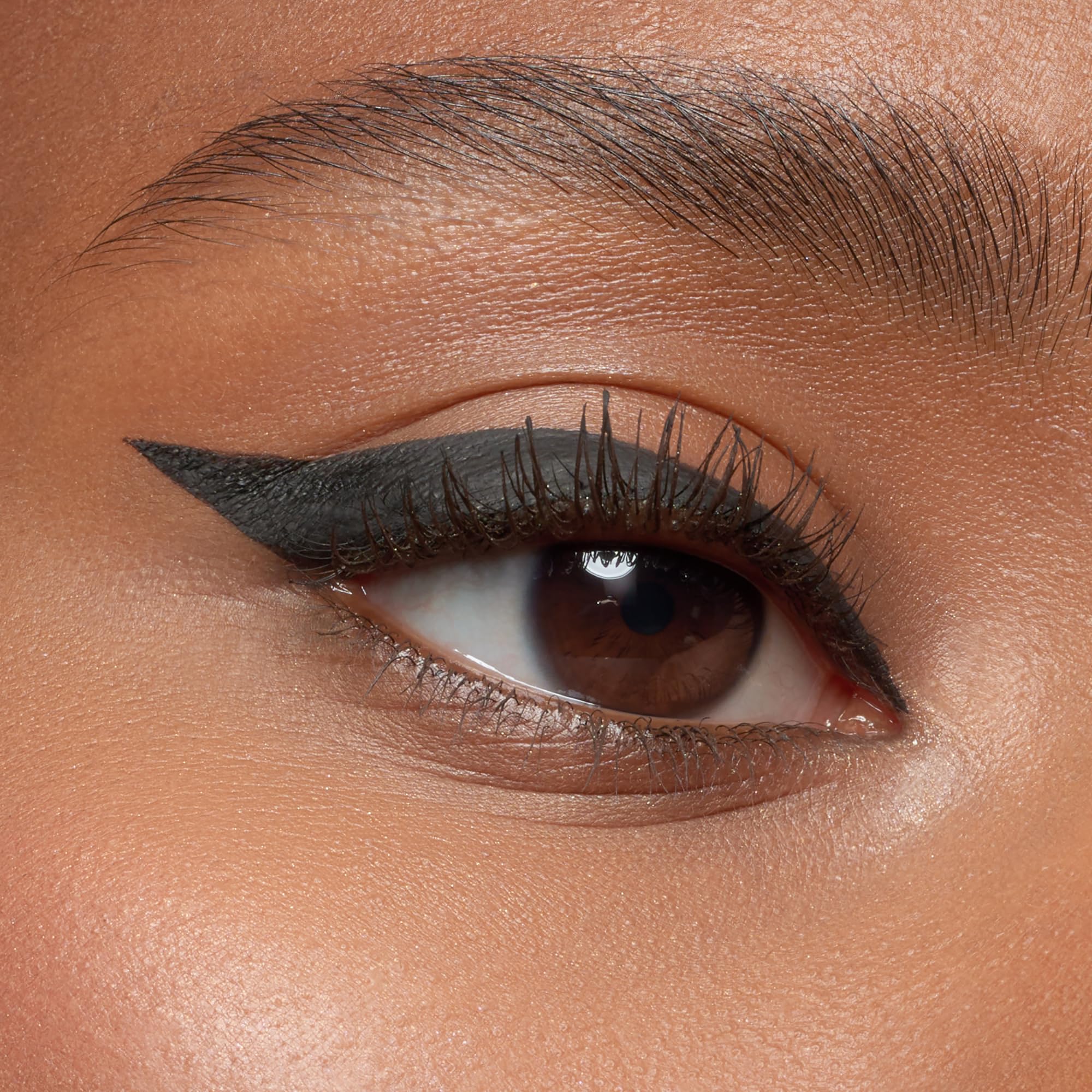 essence-dip-eyeliner-waterproof-01-schwarz-3x3-ml image 5