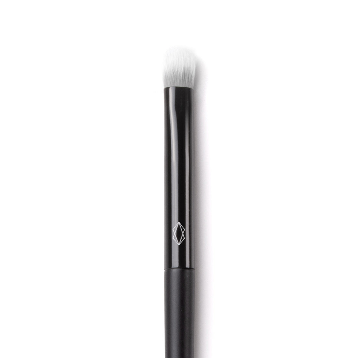 lethal-cosmetics-215-shading-brush-augenpinsel-klein image 2