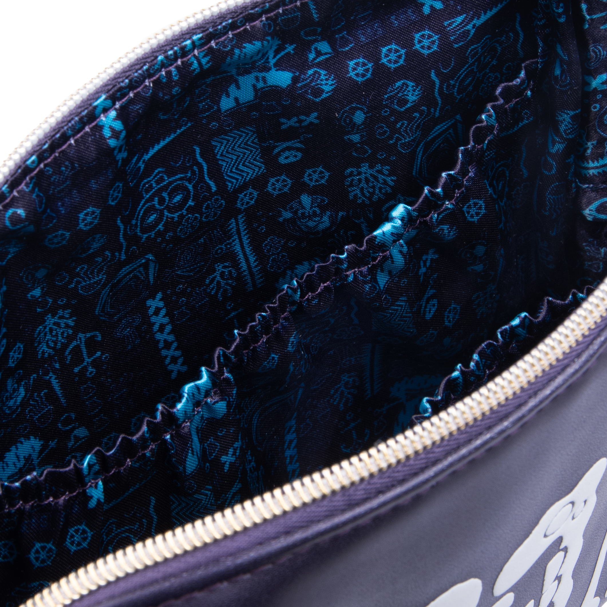 lethal-spongebob-skull-and-bones-makeup-bag-kosmetiktasche-blau image 3