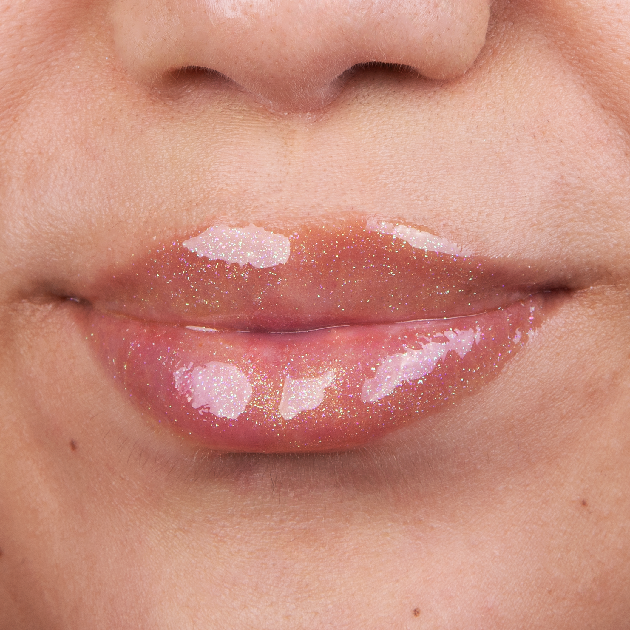 lethal-spongebob-lip-gloss-ananas-transparent-duochrome-glitzer image 4