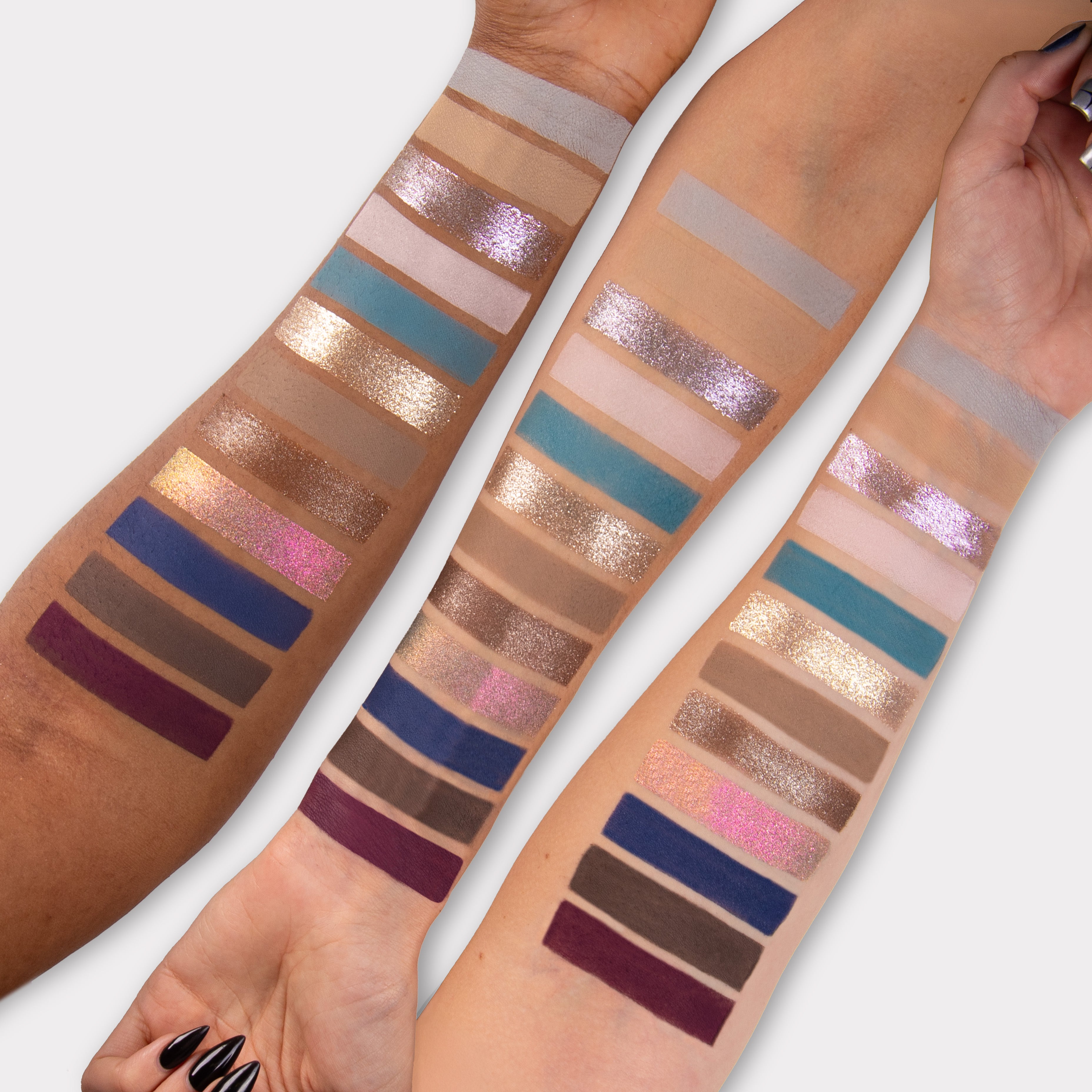 lethal-cosmetics-the-conjuring-lidschatten-palette-12-farben image 2